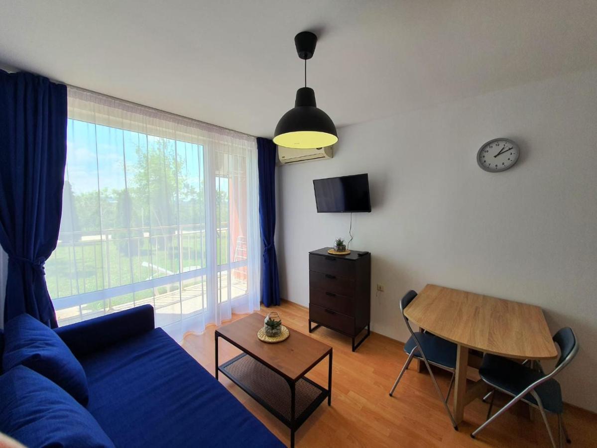 Nessebar Fort Club - Prestige Apartments Pantai Sunny Bagian luar foto