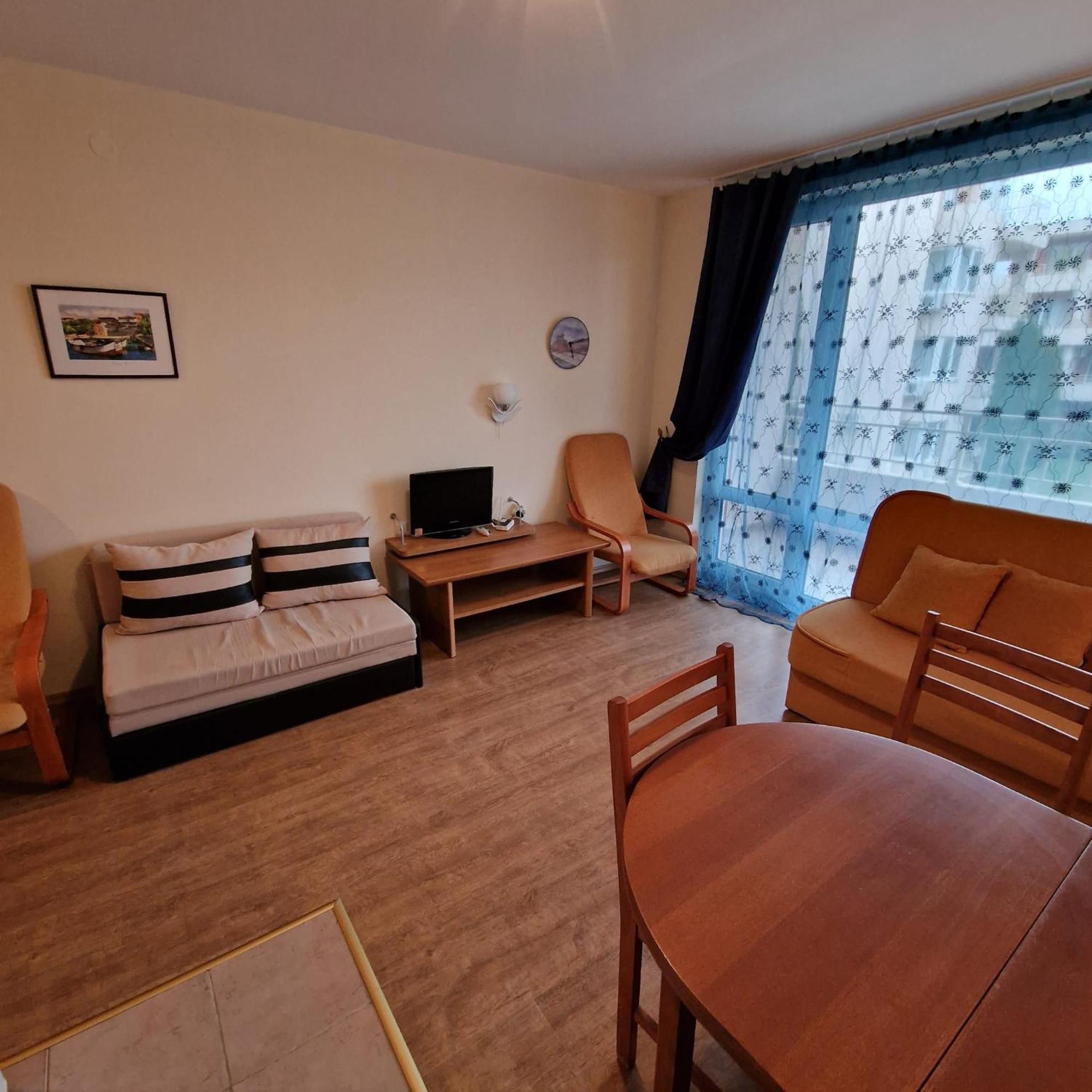 Nessebar Fort Club - Prestige Apartments Pantai Sunny Ruang foto