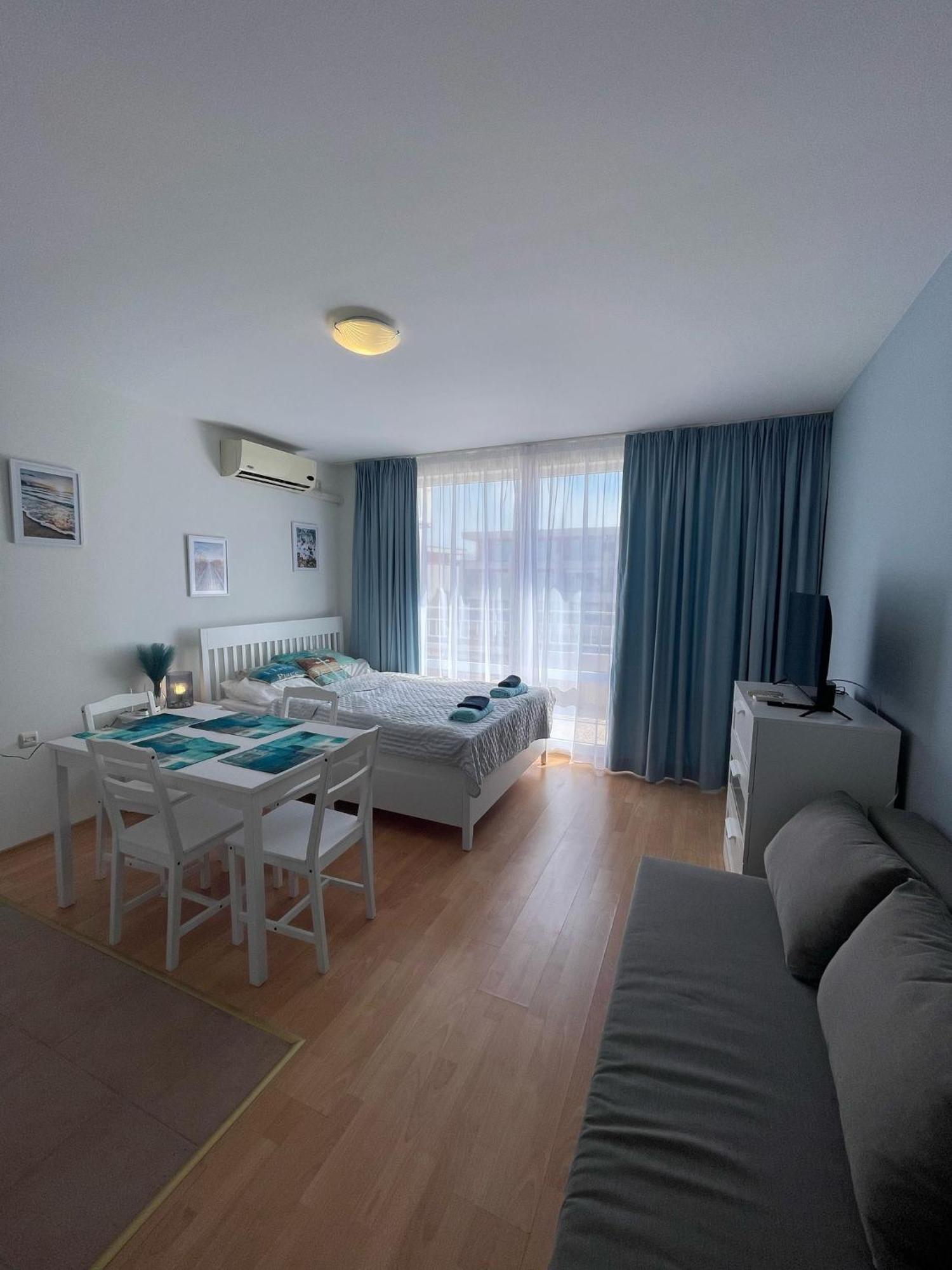 Nessebar Fort Club - Prestige Apartments Pantai Sunny Bagian luar foto