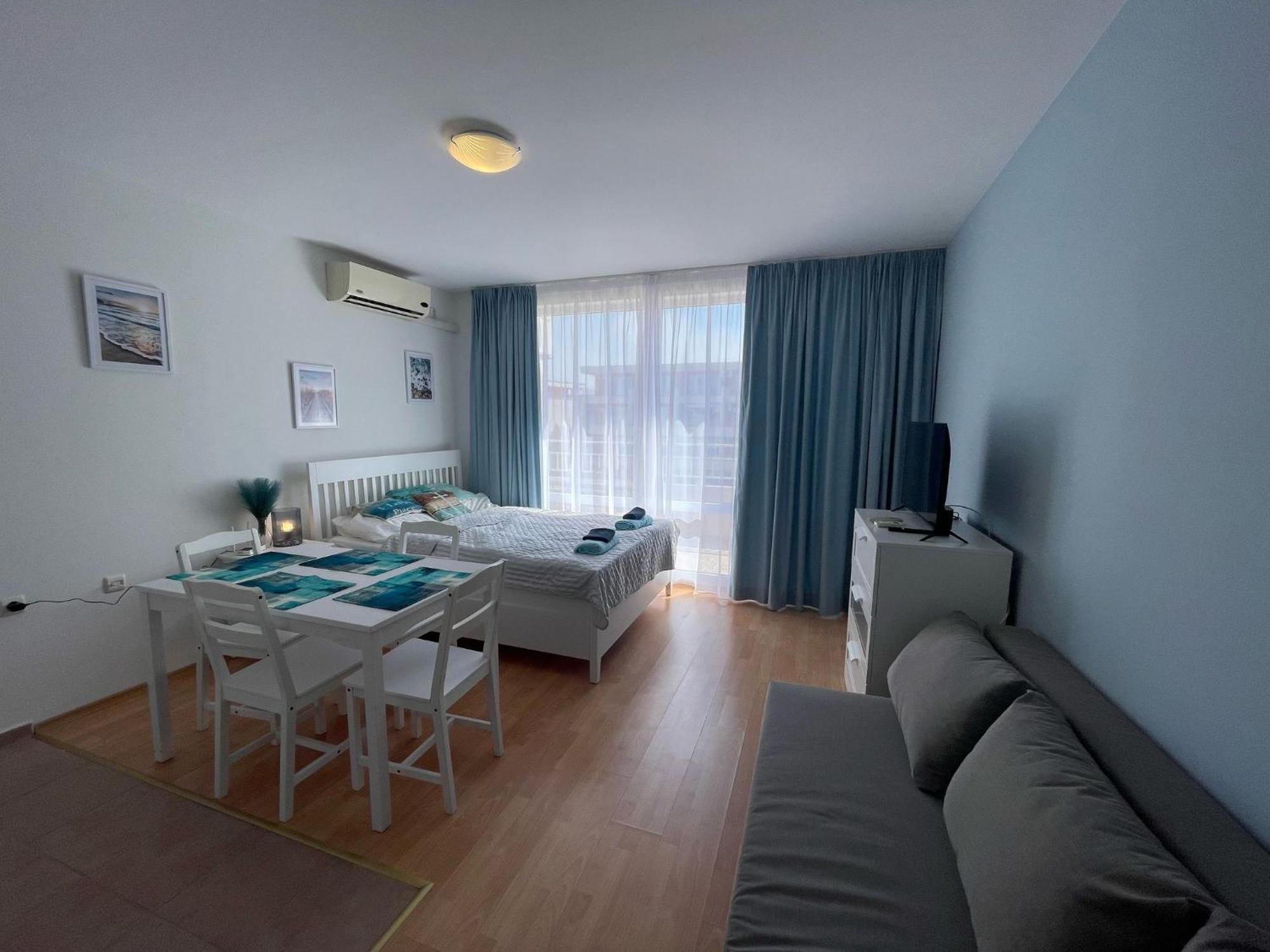 Nessebar Fort Club - Prestige Apartments Pantai Sunny Bagian luar foto